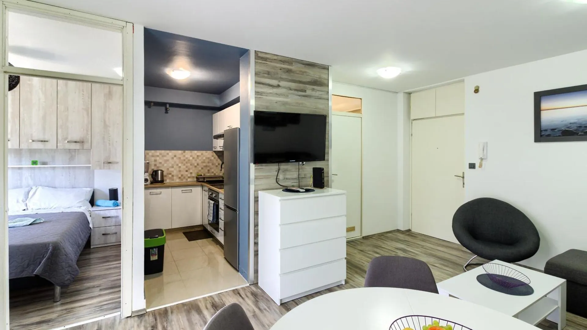 Apartment Lungomare Пула
