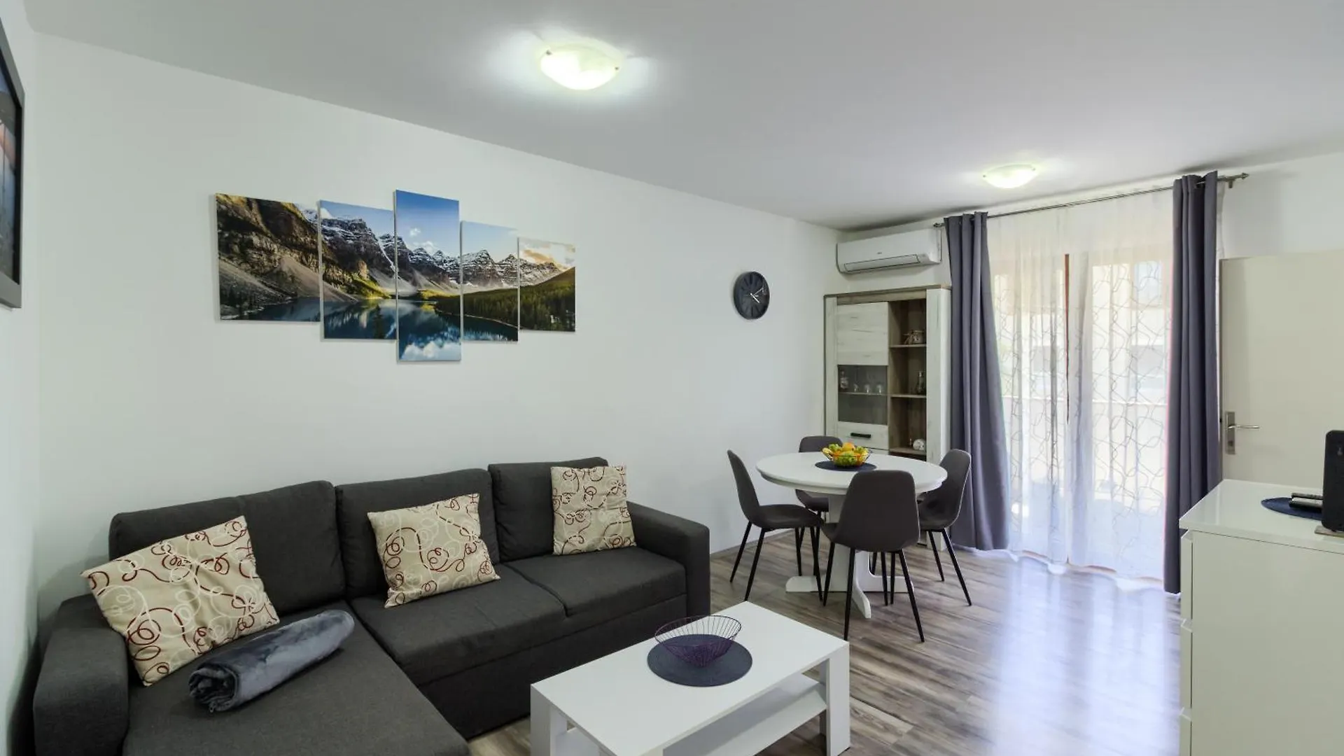 Apartment Lungomare Пула